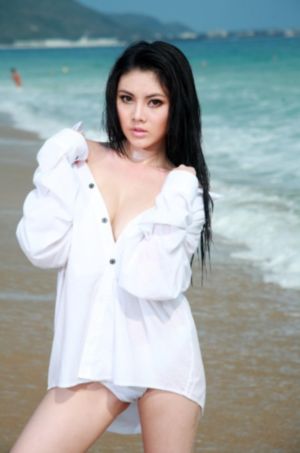 年轻的小姨子免费看